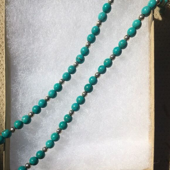 Genuine Turquoise Cabochon Sterling Silver Necklace - Picture 5 of 8